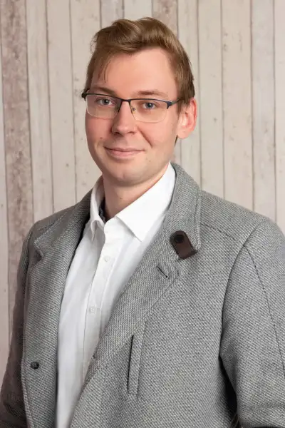Geschäftsführer Bestattungsinstitut Bohnet